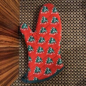Waechtersbach vintage ‘Christmas Tree’ pattern oven mitt.